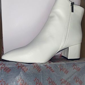 ‘Rouge’ Mid Block Heel Booties (Wide)
